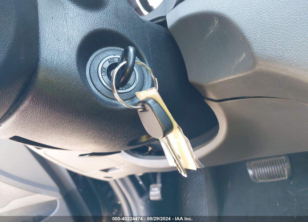 2011 HYUNDAI SONATA VIN: 5NPEB4AC6BH145064