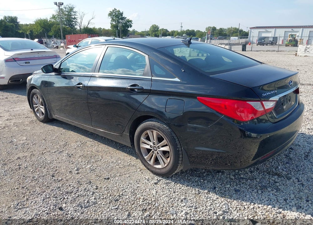 2011 HYUNDAI SONATA VIN: 5NPEB4AC6BH145064