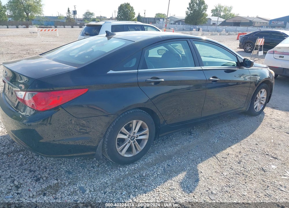 2011 HYUNDAI SONATA VIN: 5NPEB4AC6BH145064