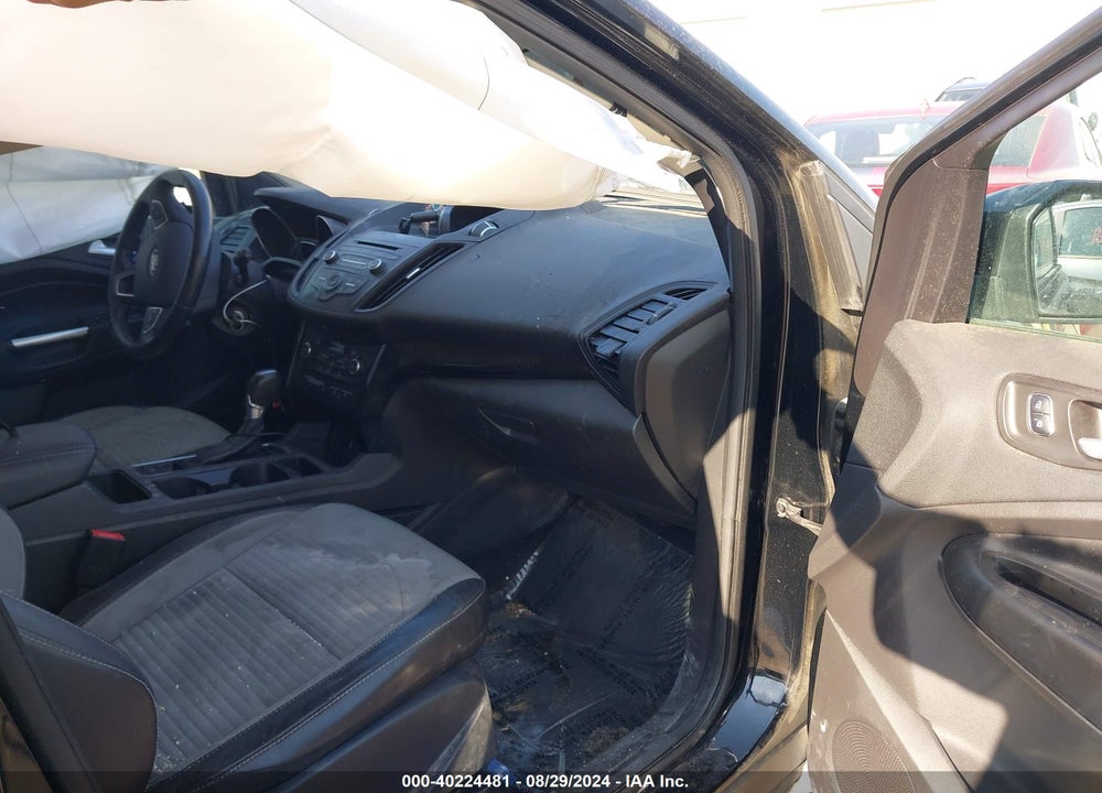 2017 FORD ESCAPE SE VIN: 1FMCU0G9XHUD12199