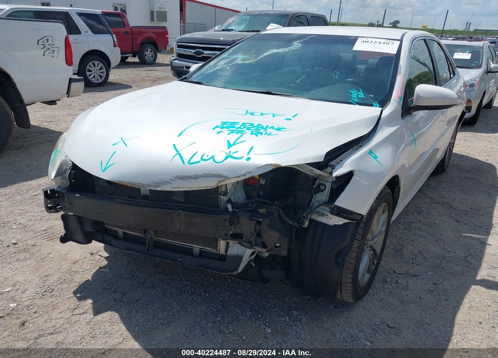 2015 TOYOTA CAMRY SE VIN: 4T1BF1FK1FU025072