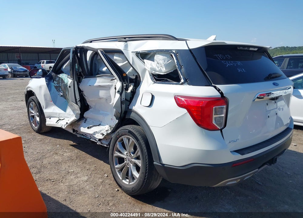 2022 FORD EXPLORER XLT VIN: 1FMSK8DHXNGA17626