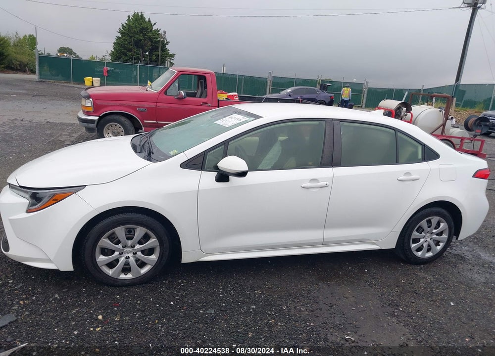 2020 TOYOTA COROLLA LE VIN: JTDEPRAE9LJ013439