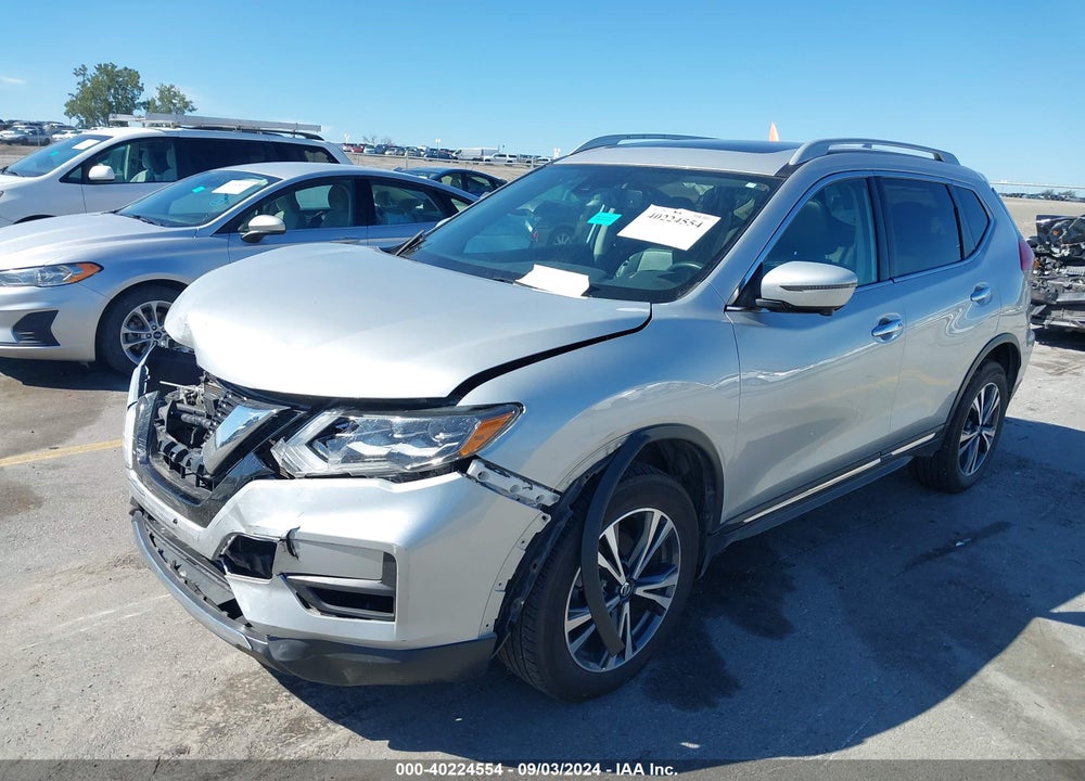 2017 NISSAN ROGUE SL VIN: 5N1AT2MV2HC781039