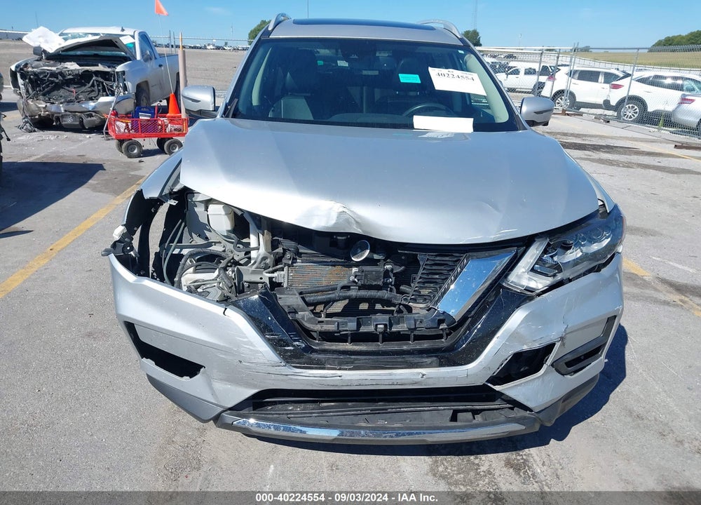 2017 NISSAN ROGUE SL VIN: 5N1AT2MV2HC781039