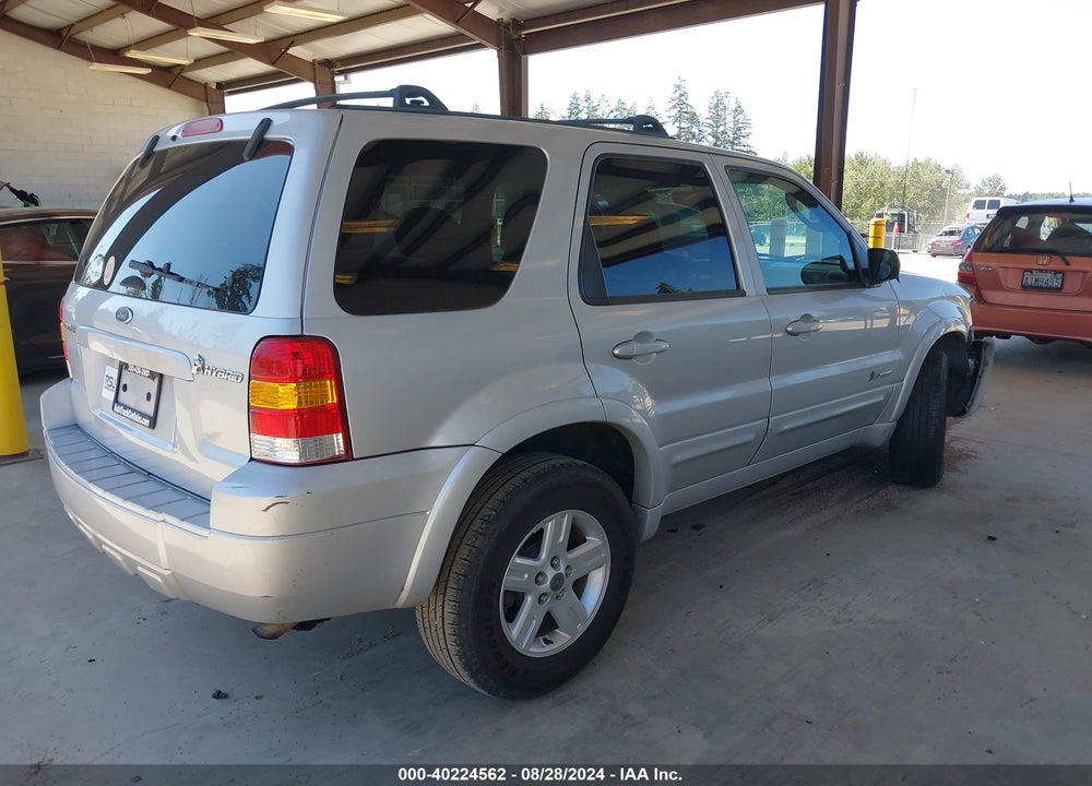 2005 FORD ESCAPE VIN: 1FMCU95H05KE01379