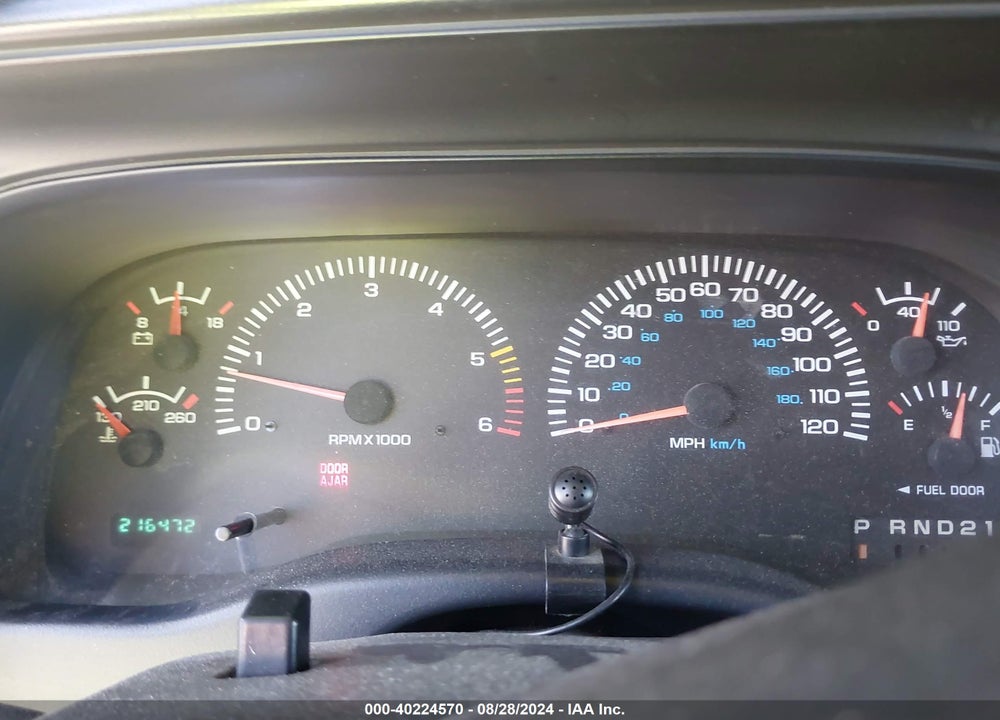 2000 DODGE DURANGO VIN: 1B4HR28Z8YF197884