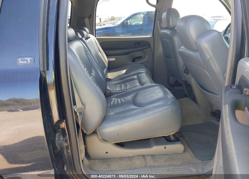 2003 CHEVROLET SUBURBAN 1500 LT VIN: 1GNFK16Z33J204586