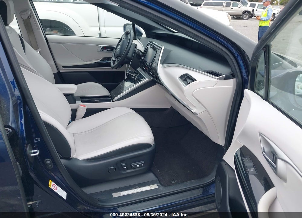 2018 TOYOTA MIRAI VIN: JTDBVRBD4JA005213