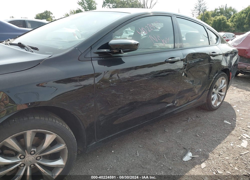 2015 CHRYSLER 200 S VIN: 1C3CCCBB2FN751007