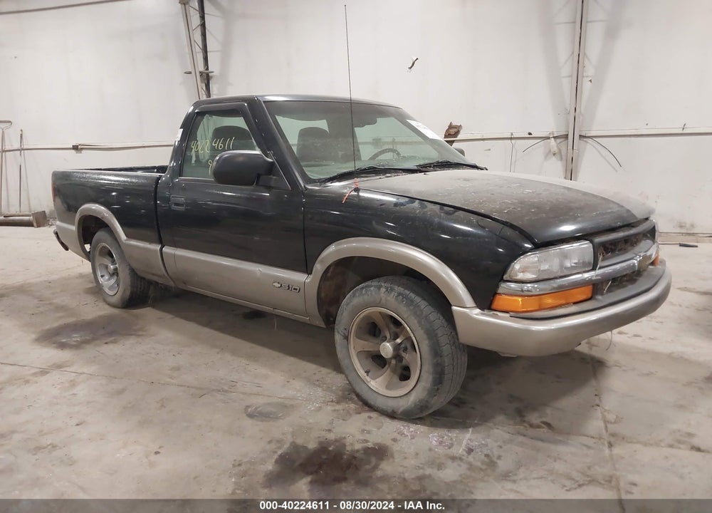 1998 CHEVROLET S-10 LS FLEETSIDE VIN: 1GCCS144XW8251600
