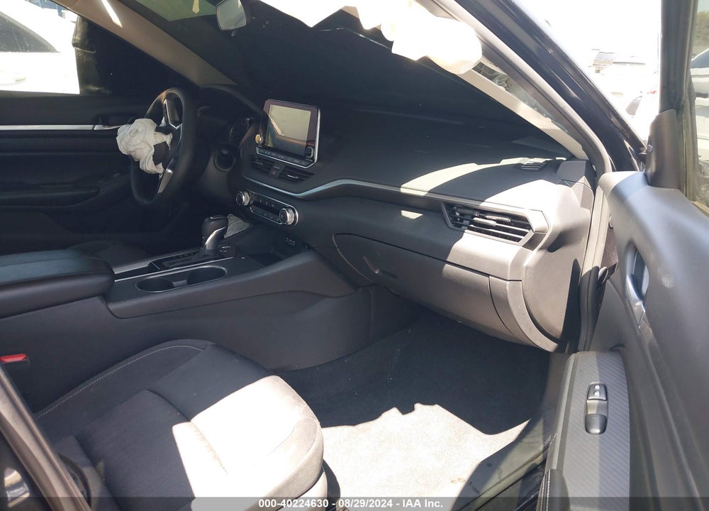2022 NISSAN ALTIMA SV FWD VIN: 1N4BL4DV3NN412877