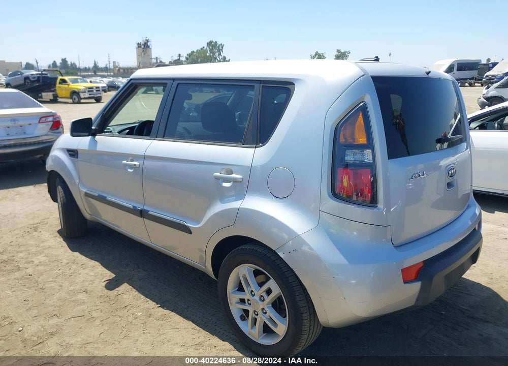 2011 KIA SOUL VIN: KNDJT2A28B7712919