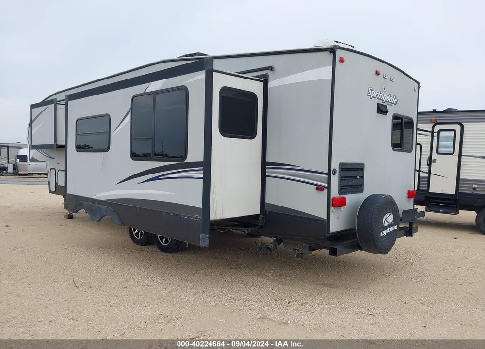 2017 SPRINGDALE --- VIN: 4YDF30228H3105232