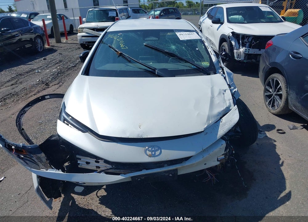 2024 TOYOTA PRIUS LE VIN: JTDACAAU1R3022880