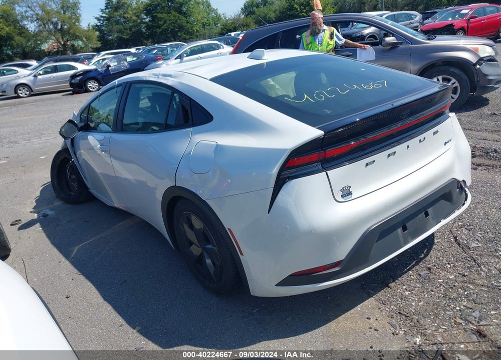 2024 TOYOTA PRIUS LE VIN: JTDACAAU1R3022880