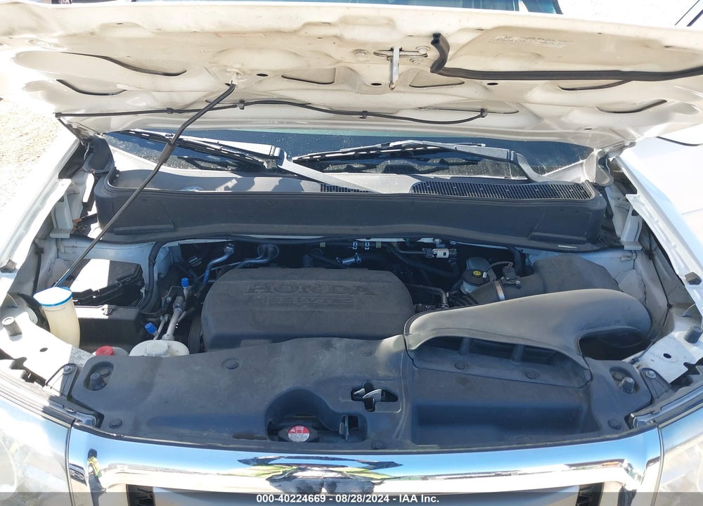 2011 HONDA PILOT EX VIN: 5FNYF3H4XBB052413