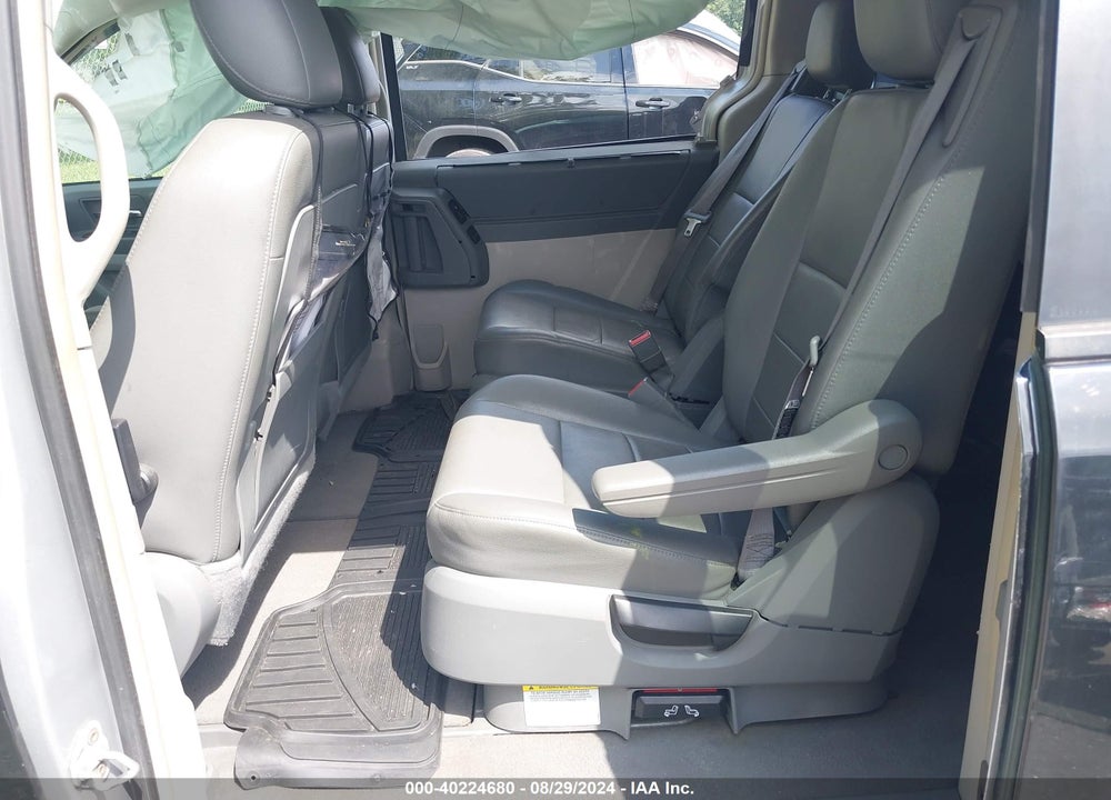 2008 DODGE GRAND CARAVAN SXT VIN: 2D8HN54P68R827285
