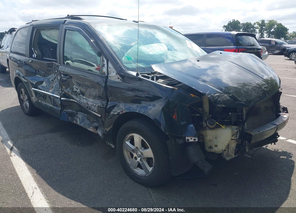 2008 DODGE GRAND CARAVAN SXT VIN: 2D8HN54P68R827285