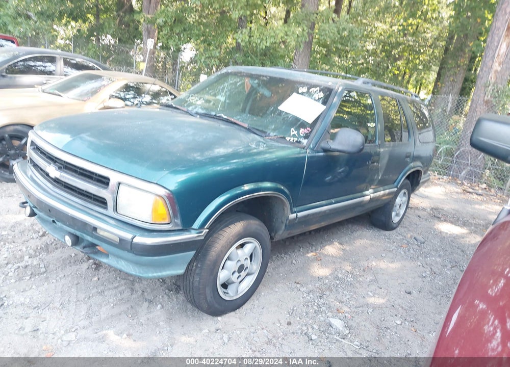 1997 CHEVROLET BLAZER VIN: 1GNDT13W5V2209168