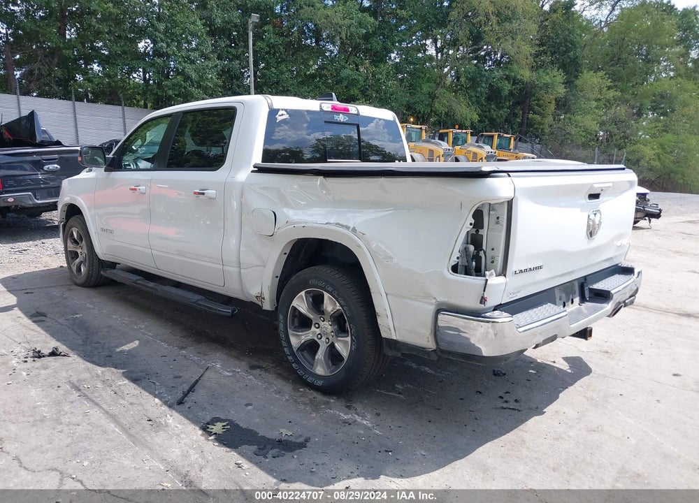 2022 RAM 1500 LAIE  4X4 5'7 BOX VIN: 1C6SRFJT8NN310702