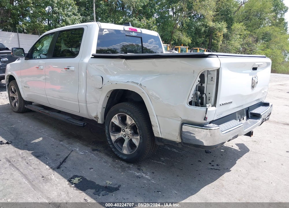 2022 RAM 1500 LAIE  4X4 5'7 BOX VIN: 1C6SRFJT8NN310702