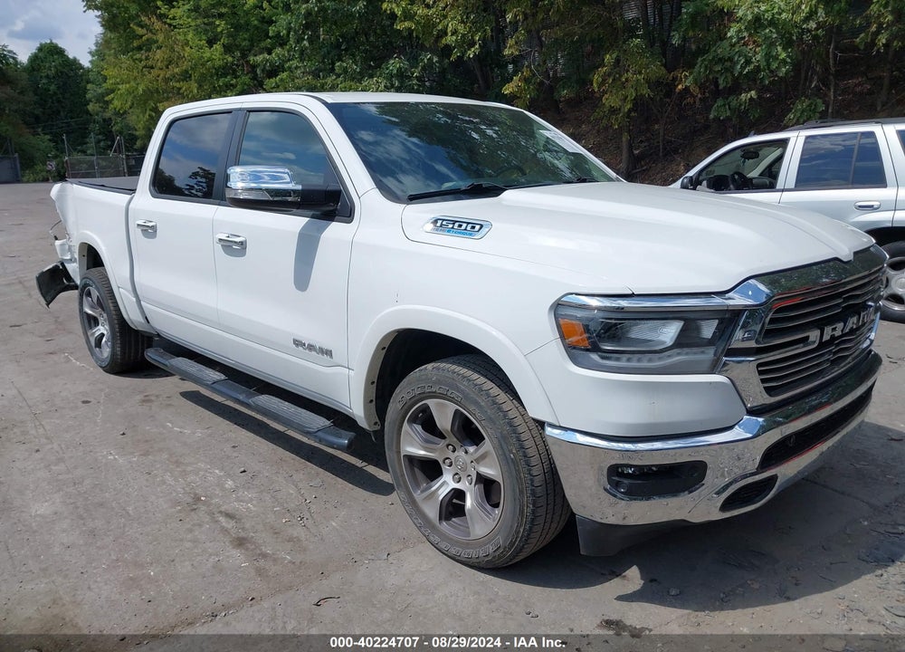 2022 RAM 1500 LAIE  4X4 5'7 BOX VIN: 1C6SRFJT8NN310702