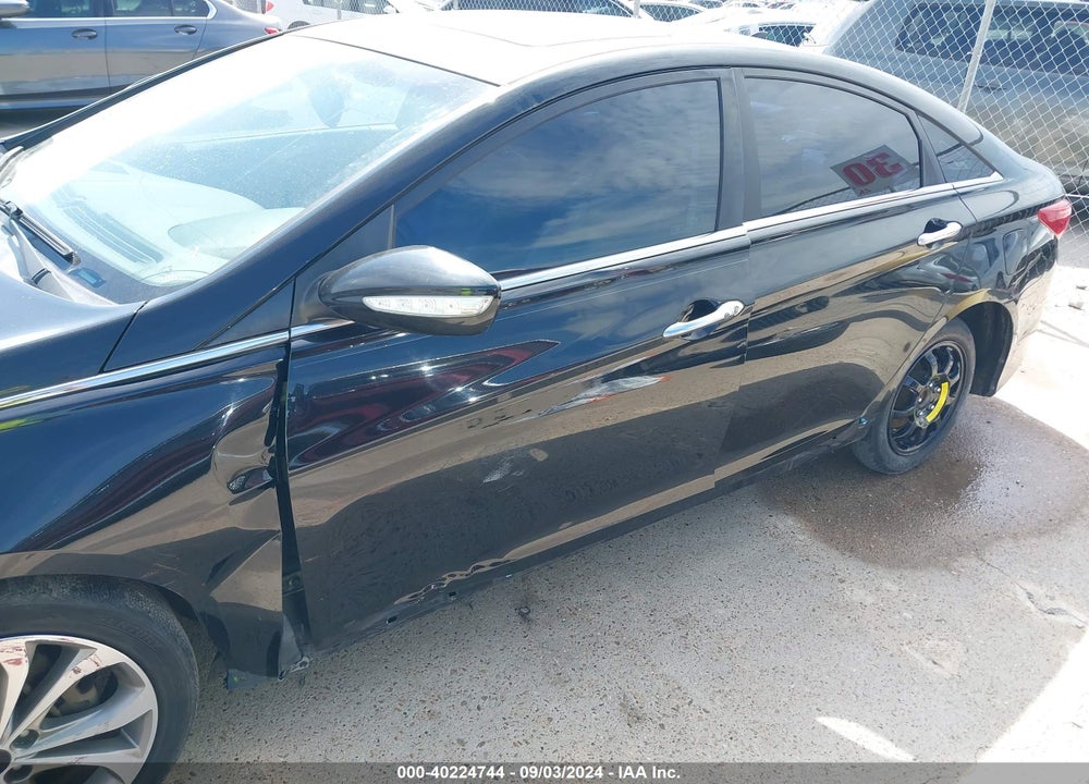 2014 HYUNDAI SONATA LIMITED 2.0T VIN: 5NPEC4AB7EH825936