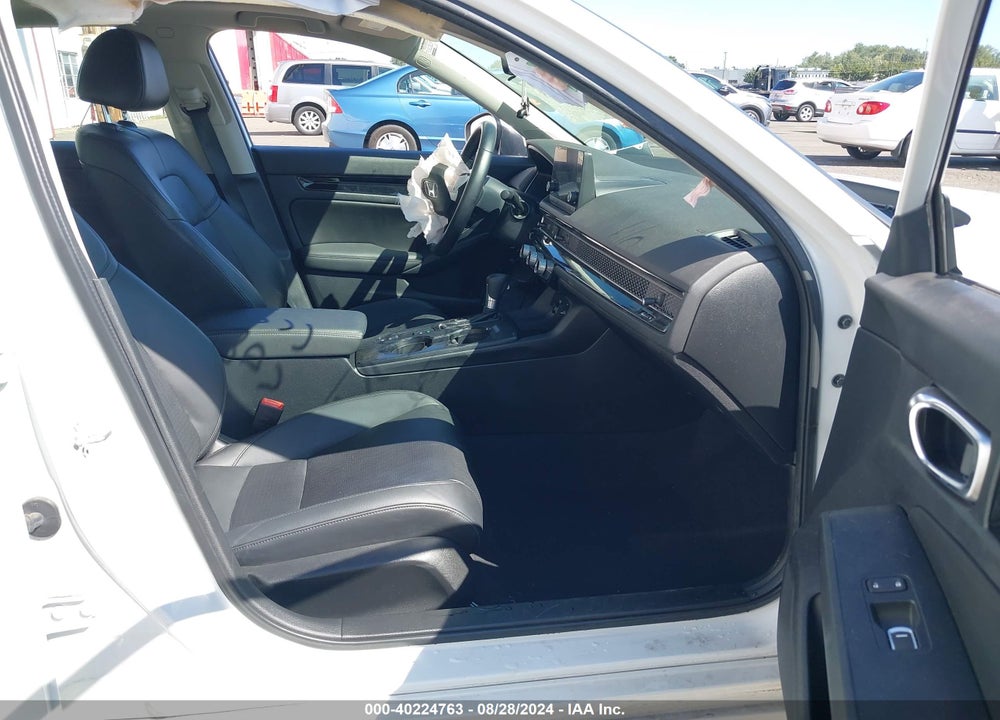 2022 HONDA CIVIC EX-L VIN: 19XFL1H79NE012915