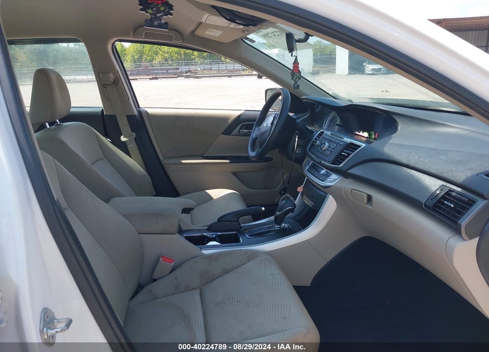 2015 HONDA ACCORD LX VIN: 1HGCR2F3XFA174372