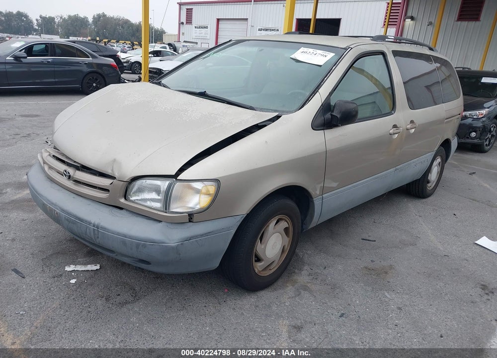 2000 TOYOTA SIENNA LE VIN: 4T3ZF13C8YU210791