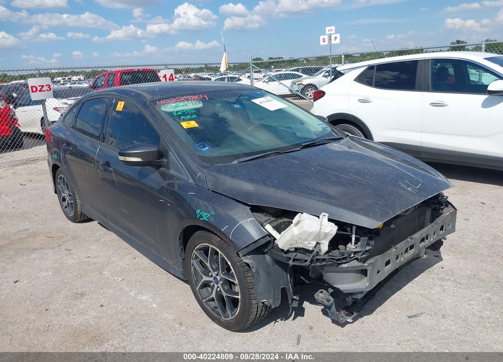 2016 FORD FOCUS SE VIN: 1FADP3F29GL275209