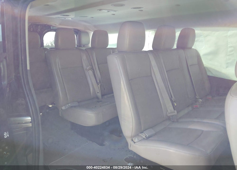 2018 NISSAN NV PASSENGER NV3500 HD SL V8 VIN: 5BZAF0AA1JN853375