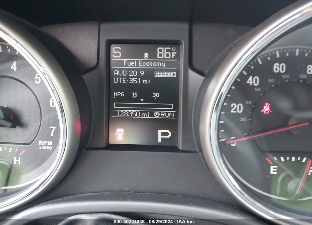 2011 JEEP GRAND CHEROKEE LAREDO VIN: 1J4RS4GG6BC534904