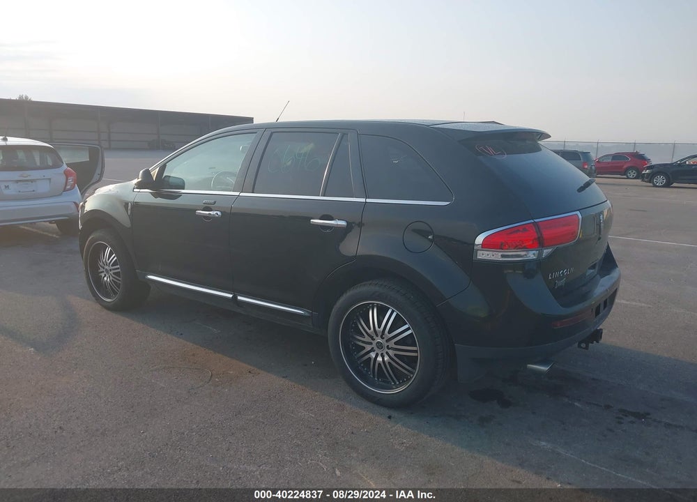 2011 LINCOLN MKX VIN: 2LMDJ8JK0BBJ33369