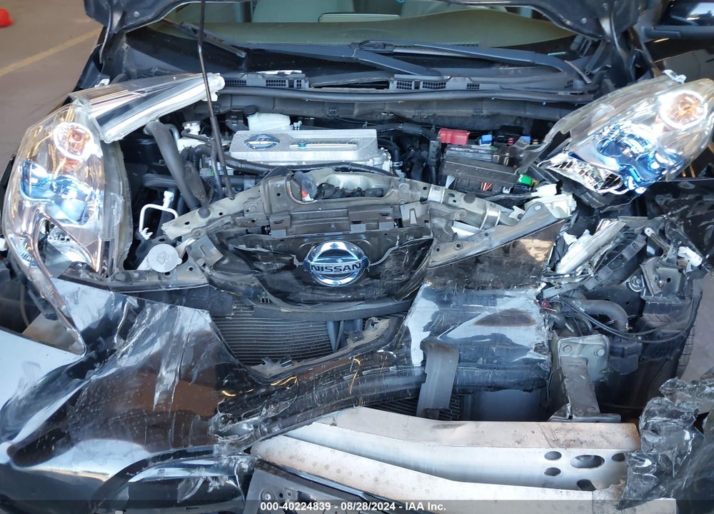 2012 NISSAN LEAF SL VIN: JN1AZ0CP2CT017522