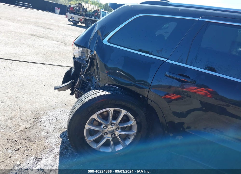 2015 JEEP GRAND CHEROKEE LAREDO VIN: 1C4RJFAG6FC675975