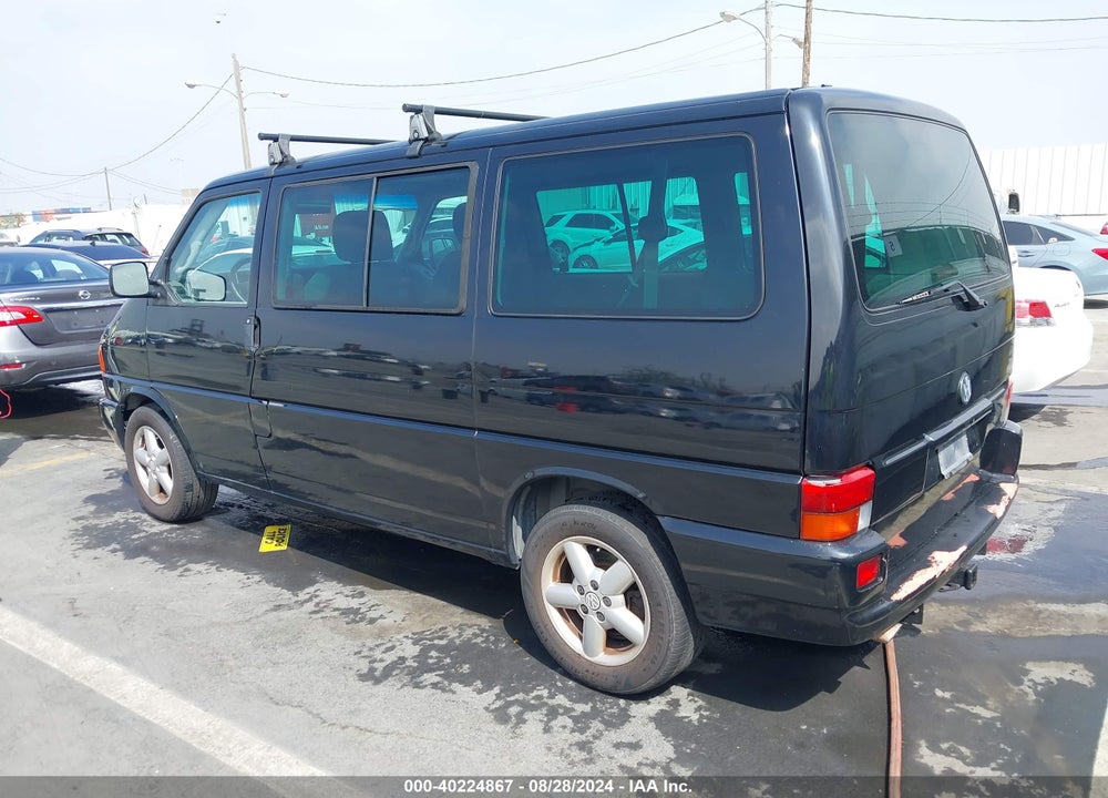 2002 VOLKSWAGEN EUROVAN GLS VIN: WV2KB47082H007218