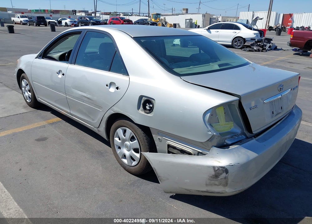 2002 TOYOTA CAMRY LE VIN: 4T1BE32K82U553447