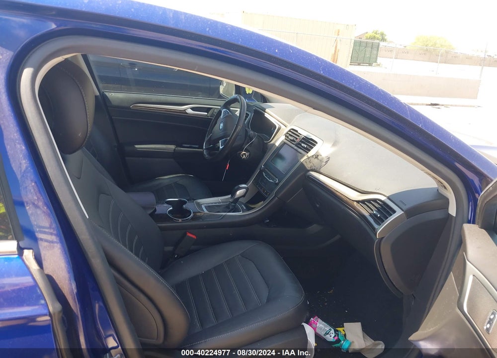 2014 FORD FUSION SE VIN: 3FA6P0HD2ER284015