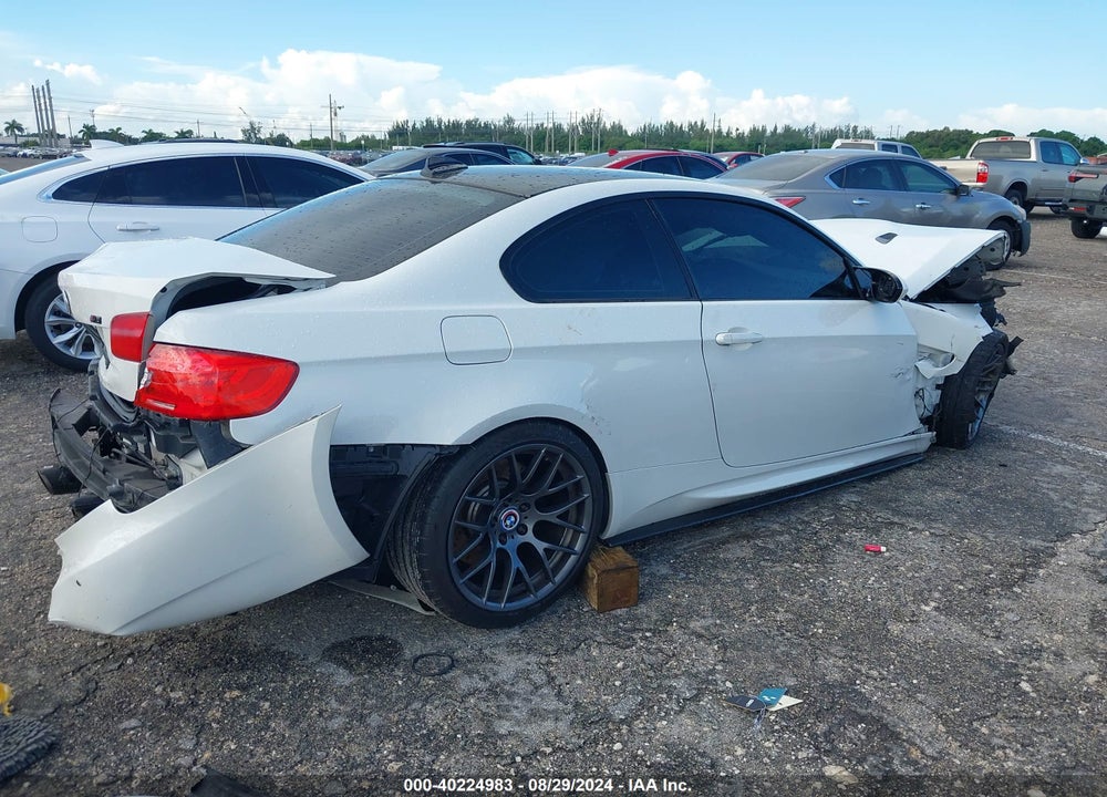 2011 BMW M3 VIN: WBSKG9C57BE645579