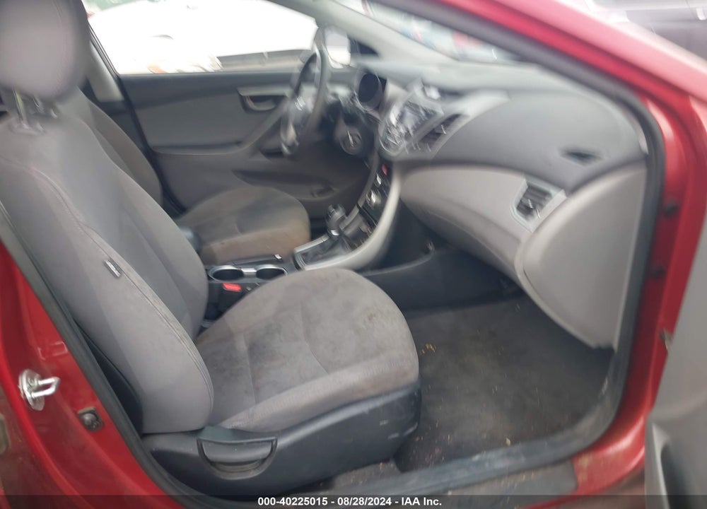 2016 HYUNDAI ELANTRA SE VIN: 5NPDH4AE5GH707846