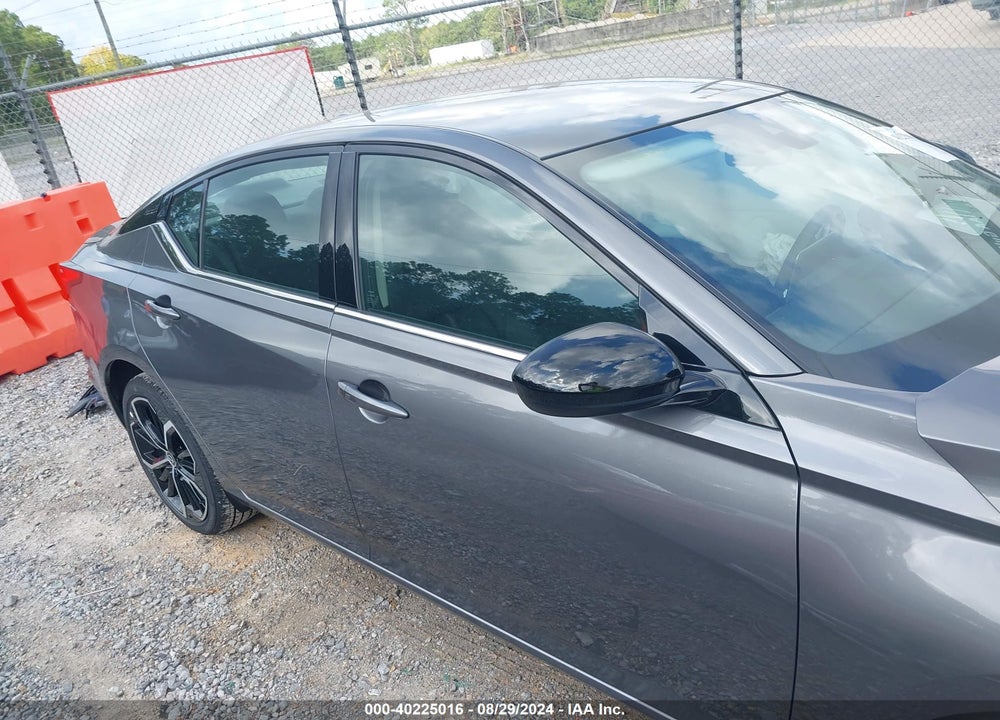 2024 NISSAN ALTIMA SR FWD VIN: 1N4BL4CV0RN429157