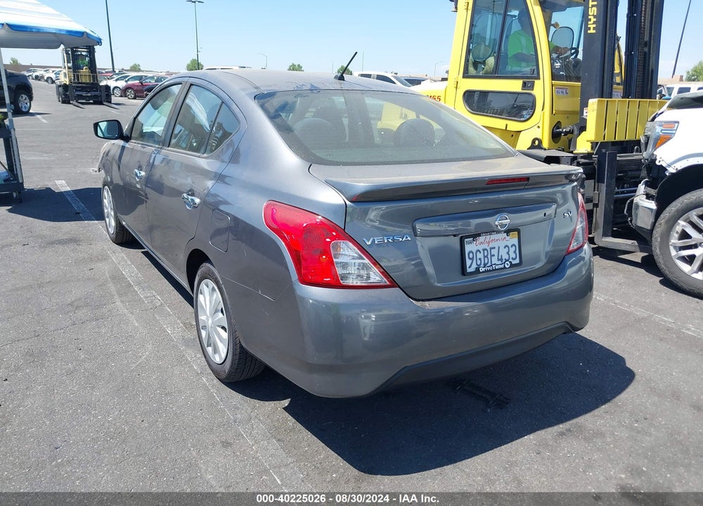 2019 NISSAN VERSA 1.6 SV VIN: 3N1CN7AP7KL852793