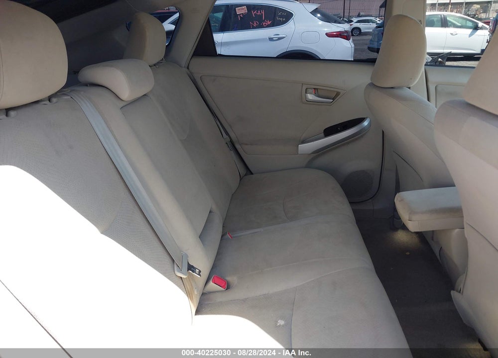 2011 TOYOTA PRIUS TWO VIN: JTDKN3DU5B0317879