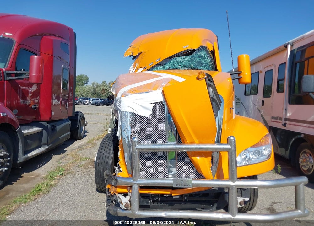 2023 KENWORTH T680 VIN: 1XKYD49X2PJ216326