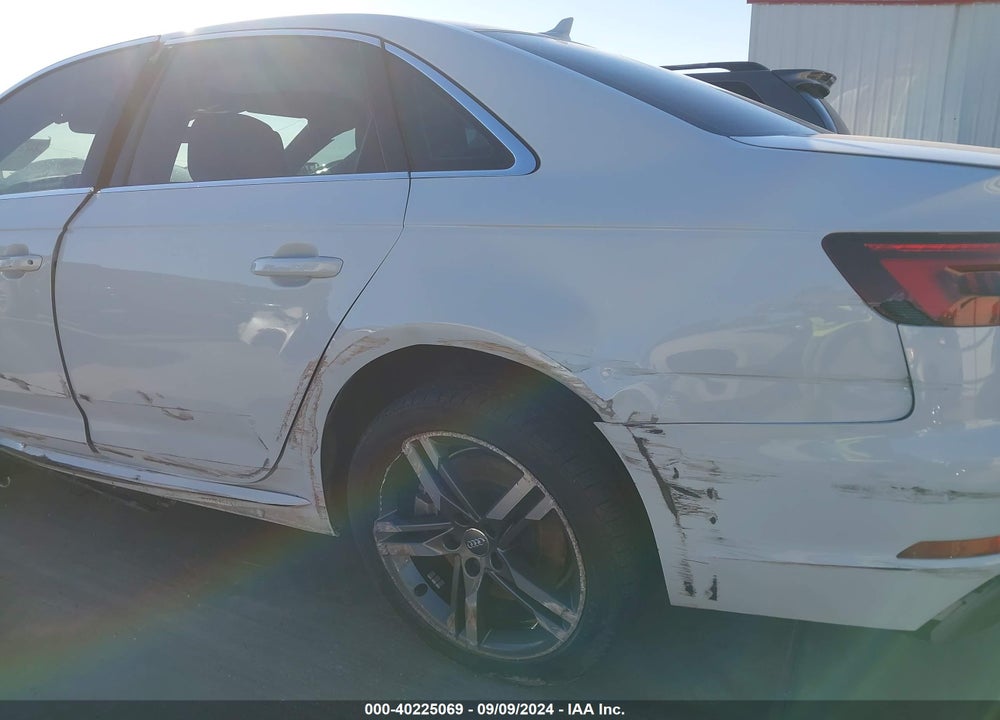 2018 AUDI A4 2.0T PREMIUM/2.0T TECH PREMIUM VIN: WAUENAF42JN015320