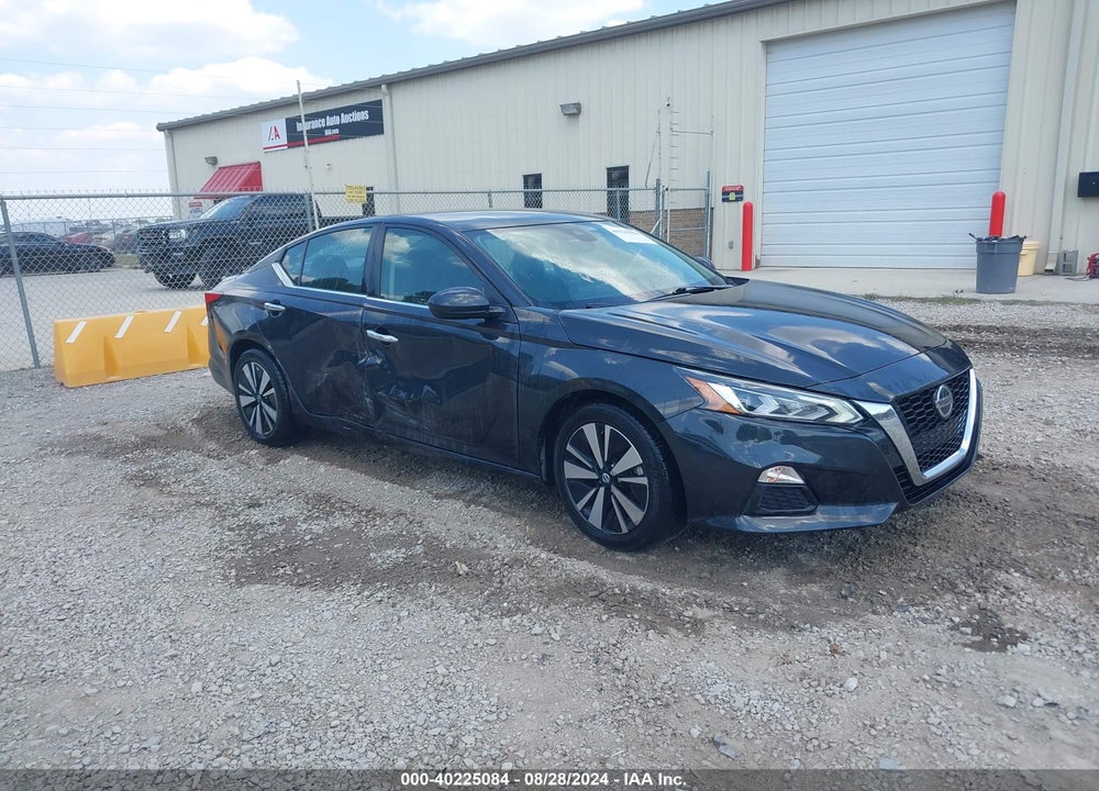 2022 NISSAN ALTIMA SV FWD VIN: 1N4BL4DV0NN301011
