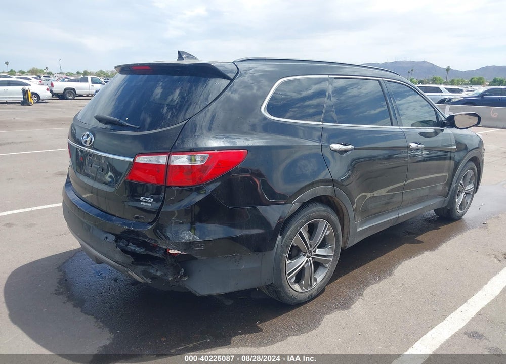 2014 HYUNDAI SANTA FE GLS VIN: KM8SRDHF8EU076155