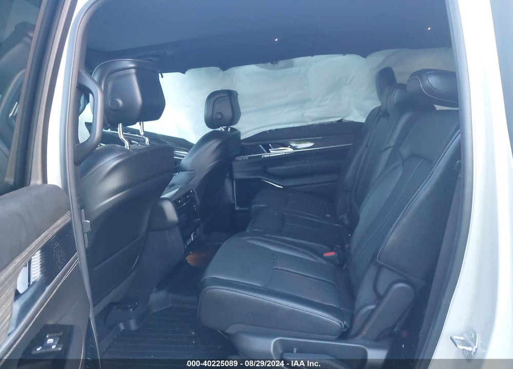 2022 JEEP WAGONEER SERIES II 4X2 VIN: 1C4SJUBT3NS130631